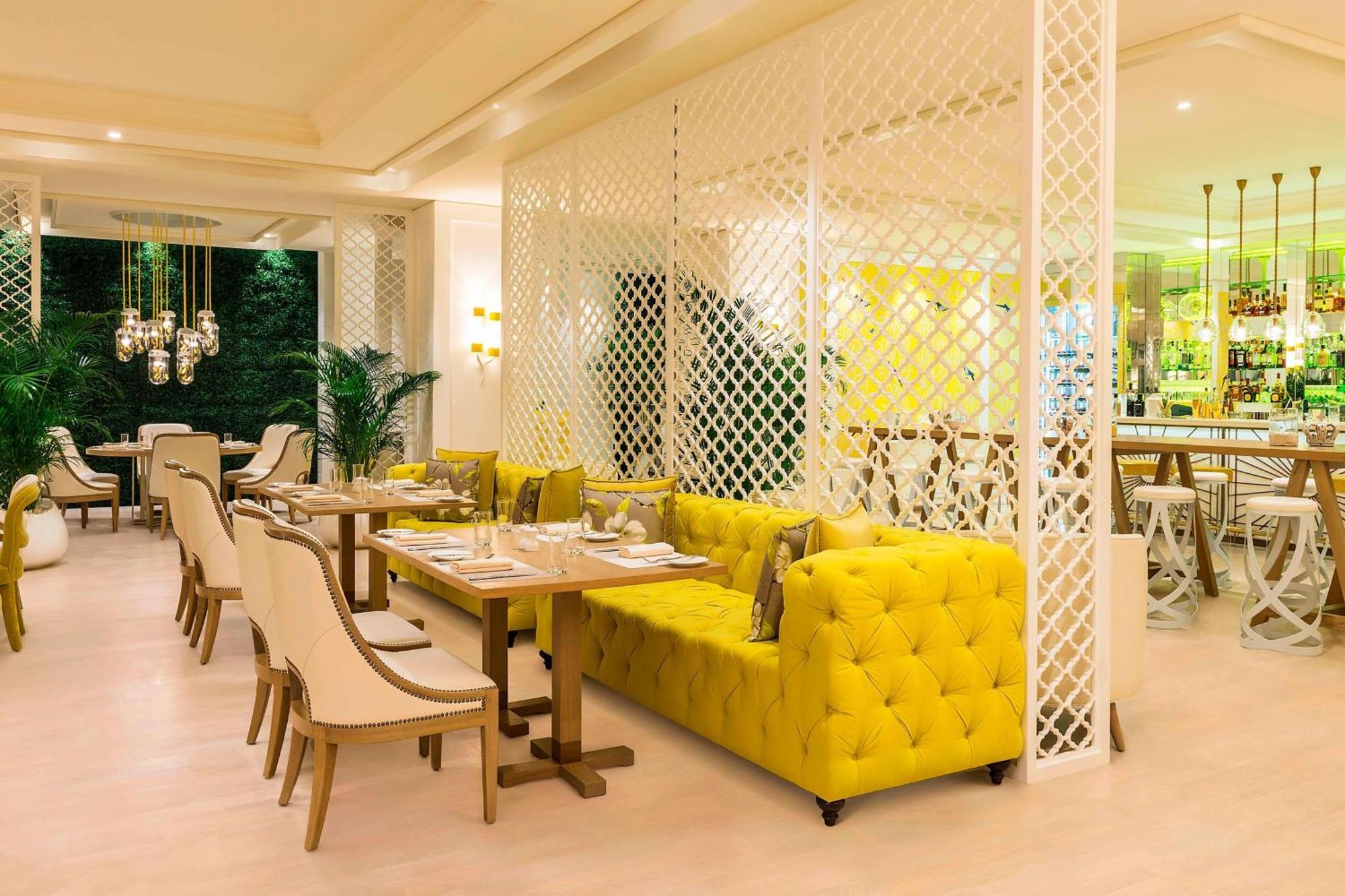 Grosvenor House, A Luxury Collection Hotel, Dubai Esterno foto The interior of the restaurant