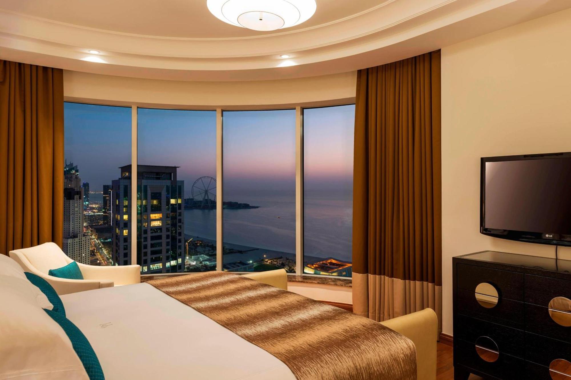 Grosvenor House, A Luxury Collection Hotel, Dubai Esterno foto A bedroom at the hotel